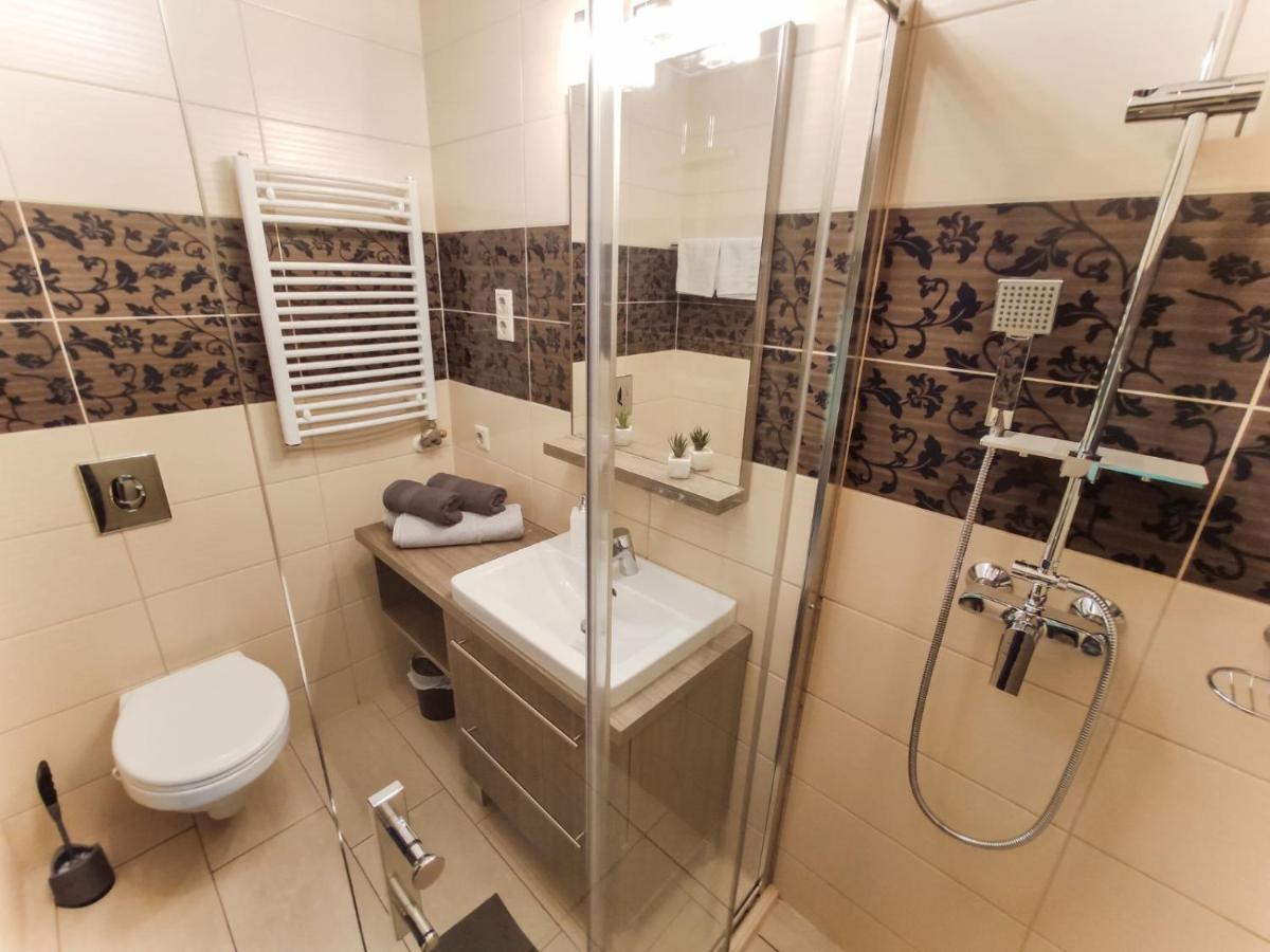 Holiday Apartman Sárvár 外观 照片