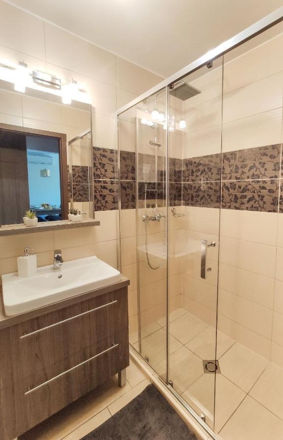 Holiday Apartman Sárvár 外观 照片